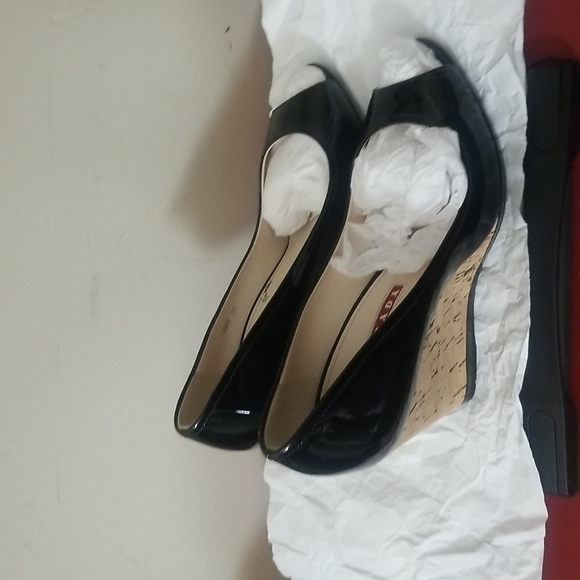 Brand New Prada Wedges. Comes with box. - Picture 4 of 6